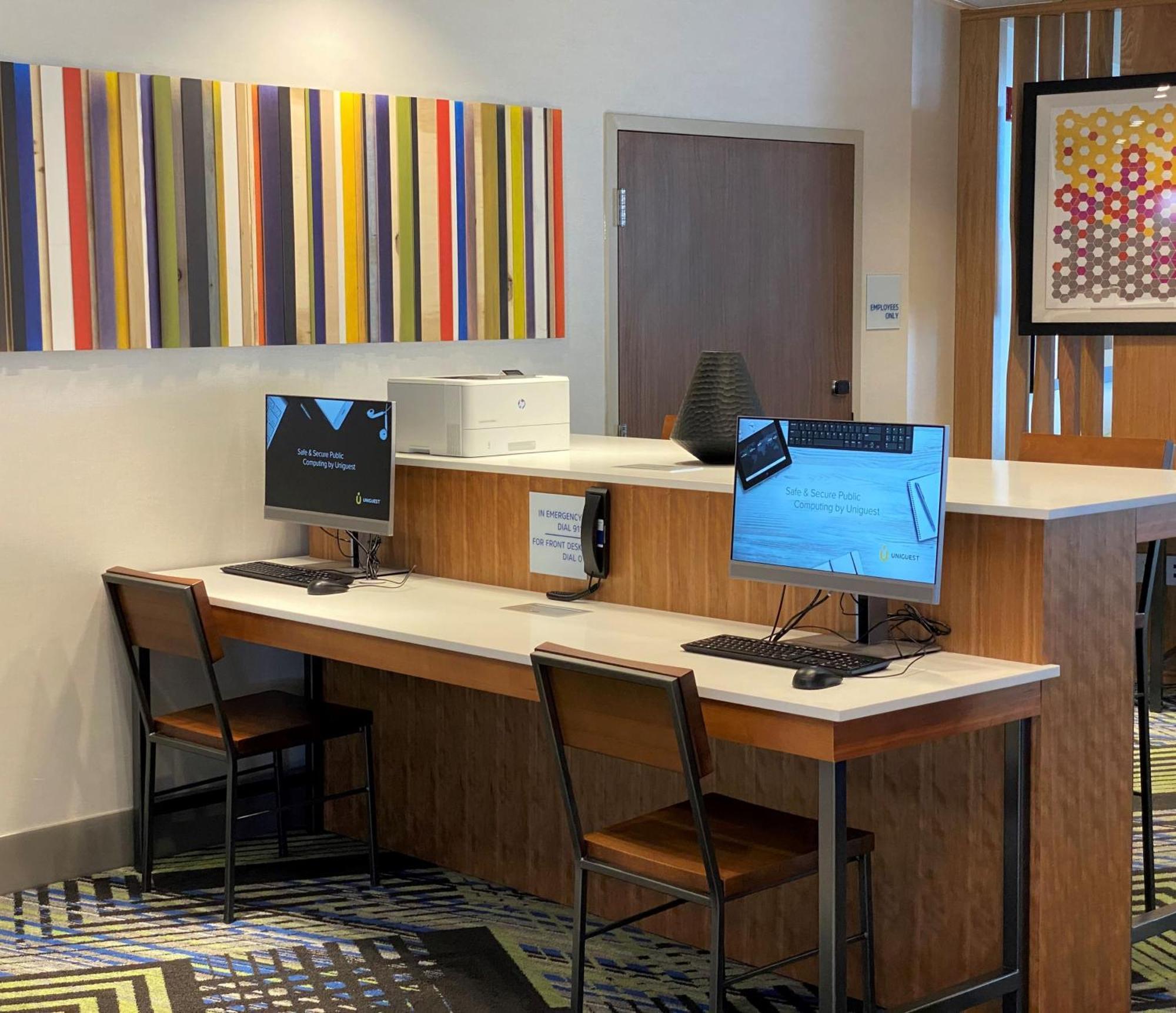 Holiday Inn Express & Suites - Aurora By Ihg Εξωτερικό φωτογραφία